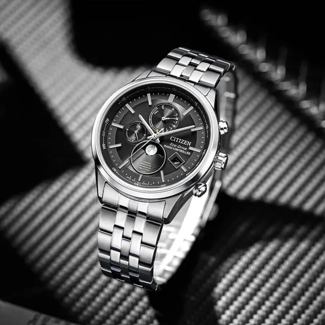 【CITIZEN 星辰】光動能全球電波月相手錶-42mm 禮物(BY1030-50E)