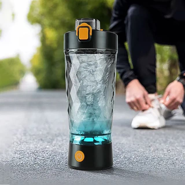 【太力】炫彩Tritan電動攪拌杯650ml 無粉盒(保溫杯 隨行杯 攪拌杯 咖啡杯 蛋白粉 交換禮物 雙11)