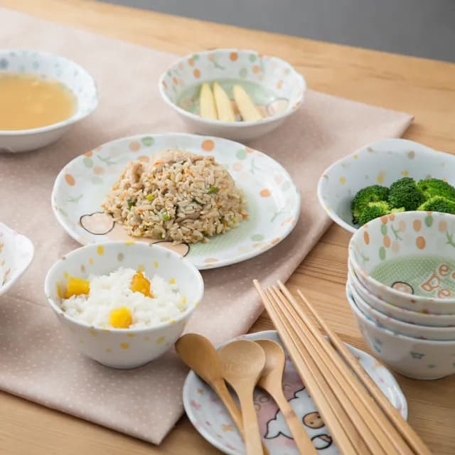 【LohasPottery 陸寶】日本製 美濃燒 動物卡通釉下彩壓紋飯碗(餐具三件組)