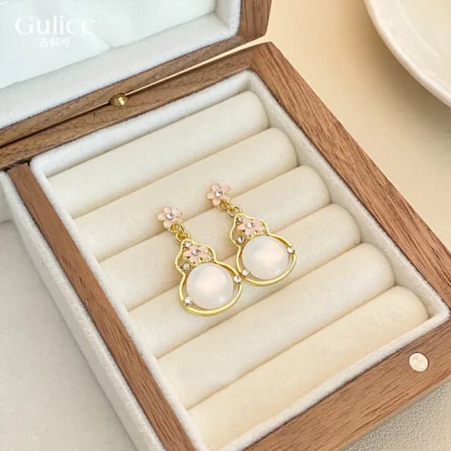 【Golicc】中式 貓眼石 粉葫蘆花 耳環(雙十 萬聖節 生日 飾品 耳釘 耳飾 耳墜 禮物)