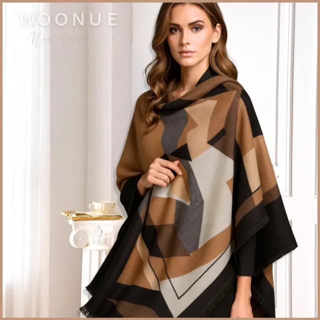 【WOONUE】歐美專櫃女名模款秋冬柔軟保暖羊毛絨質感親膚寬版斗篷圍巾冷氣披肩(女友老婆媽媽情人生日禮物)