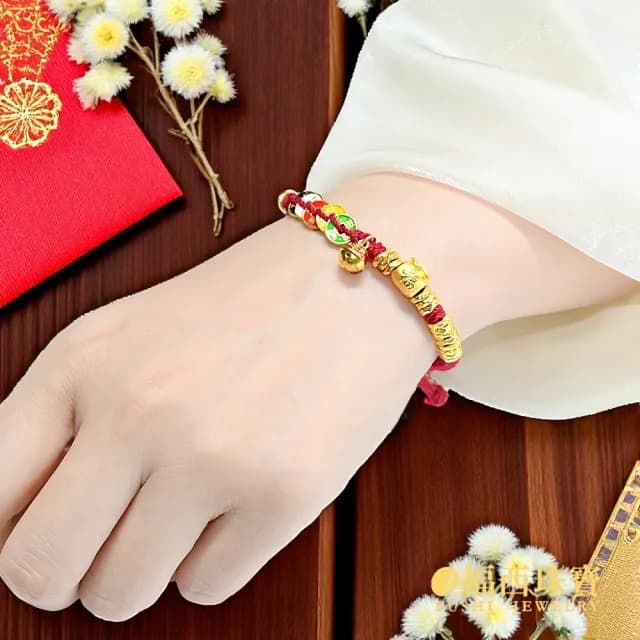 【福西珠寶】雙11黃金盤纏手鍊 吞金獸金盤纏鏨刻編繩黃金手鏈 本命年紅繩(金重0.85錢正負0.03錢)