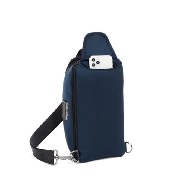 【TUMI】Alpha Bravo 都會通勤單肩包 - 海軍藍(TUMI 官方旗艦店)