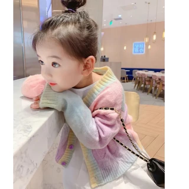 【橘魔法】夢幻彩色漸層麻花針織毛衣(針織 外套 上衣 大童 女童 開衫 開襟外套 童裝 兒童 毛衣)