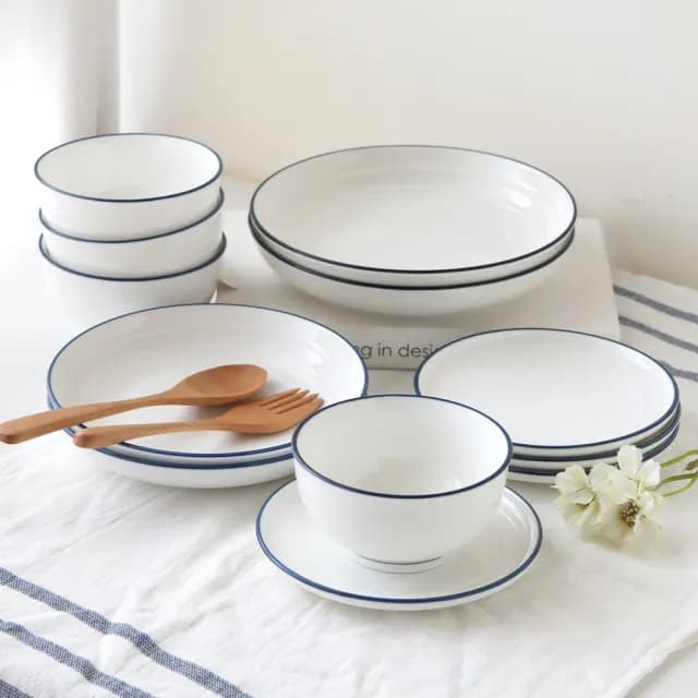【Just Home】簡約純白藍邊陶瓷碗盤餐具12件組-可微波(飯碗+湯盤+點心盤)