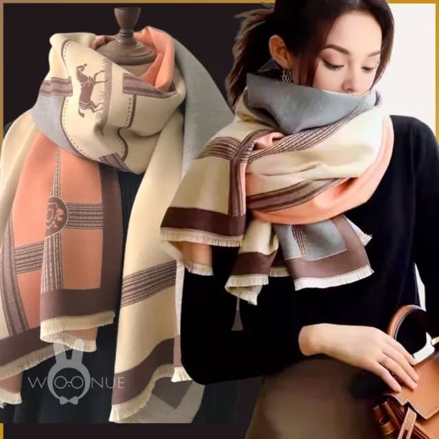 【WOONUE】超柔羊毛質感圍巾百搭愛馬紋圍巾灰披肩米白灰(閨蜜女友媽媽情人節母親節禮物)