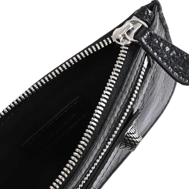 【Balenciaga 巴黎世家】品牌鉚釘釦愛心吊飾信用卡證件名片零錢包(黑)