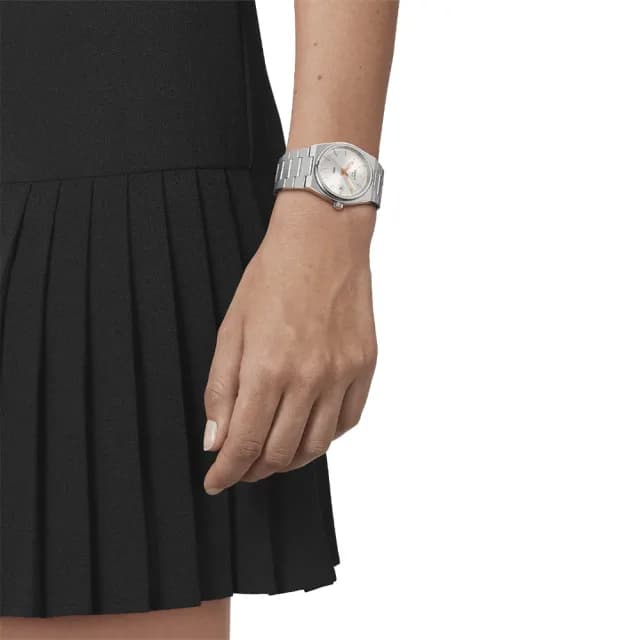 【TISSOT 天梭 官方授權】PRX系列 70年代復刻石英女錶-銀/35mm 手錶 送禮 推薦(T1372101103100)