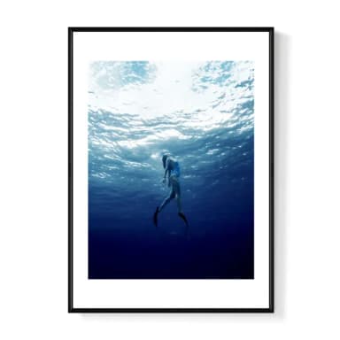 【菠蘿選畫所】悠然在水面之下- 30x40cm(潛水運動風掛畫/健身/舒壓/開店送禮/海)