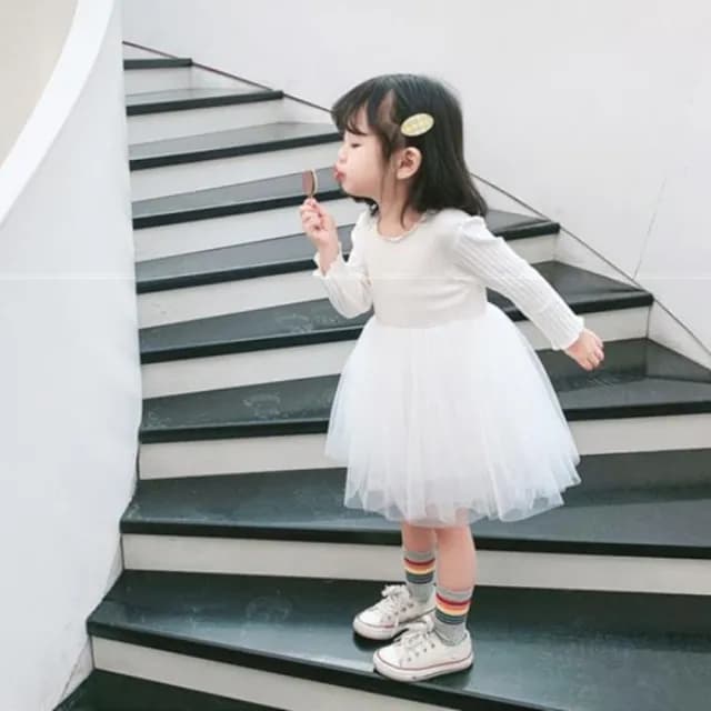 【橘魔法】直條紋路木耳邊澎澎紗裙洋裝(連身洋裝 澎澎裙 蓬蓬裙 中童 童裝 女童)