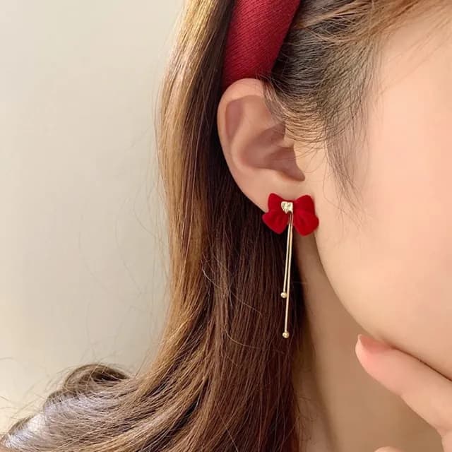【Emi 艾迷】聖誕節 紅色系完美絨感蝴蝶結珍珠愛心 925銀針耳環(聖誕禮物 交換禮物)