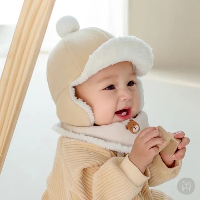 【Happy Prince】韓國製 Dearbi奶白雪絨內裡嬰兒童圍兜(保暖寶寶圍巾圍兜口水巾)