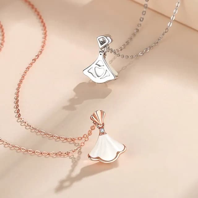 【米蘭精品】現貨+預購 925純銀項鍊貝母吊墜(小裙子扇形鑲鑽鎖骨鍊七夕情人節禮物女飾品2色74cj6)