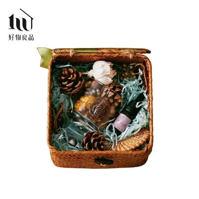 【好物良品】乾燥花精油擴香香氛禮盒(室內香薰擴香組合 辦公桌裝飾品 開運擺件 聖誕節 交換禮物 節日送禮 /
