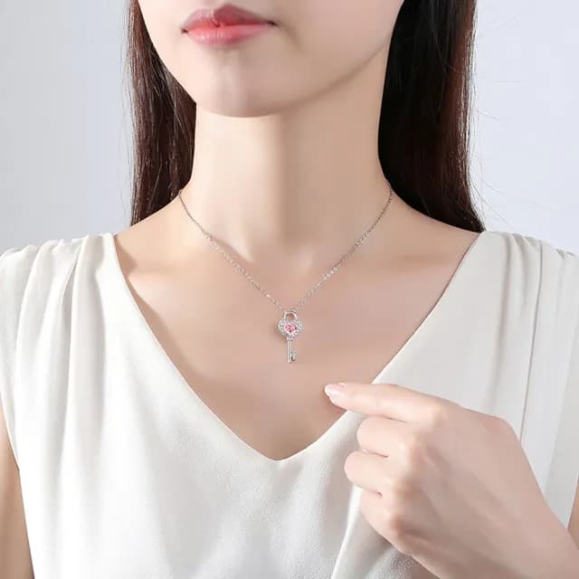 【巴黎精品】現貨秒發 925純銀項鍊鋯石吊墜(愛心心靈鑰匙生日情人節禮物女飾品v1ar29)