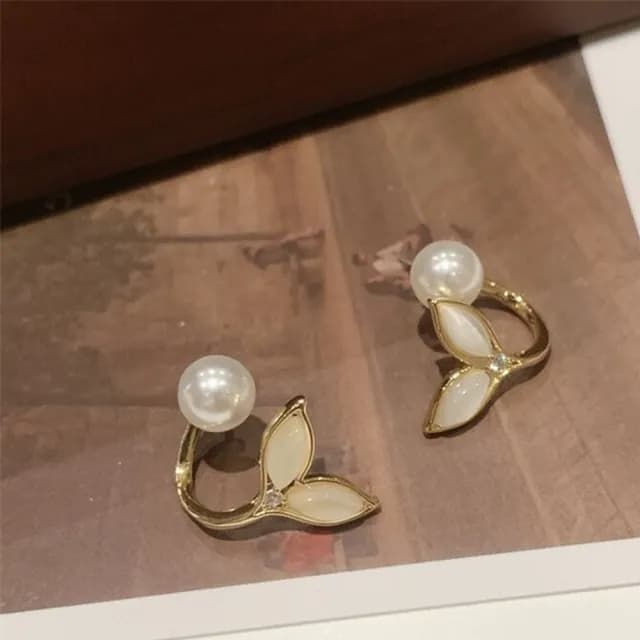 【Oni 歐妮】人魚戲珠  耳針穿式耳環耳釘耳骨環 耳飾925銀針(1款二戴)