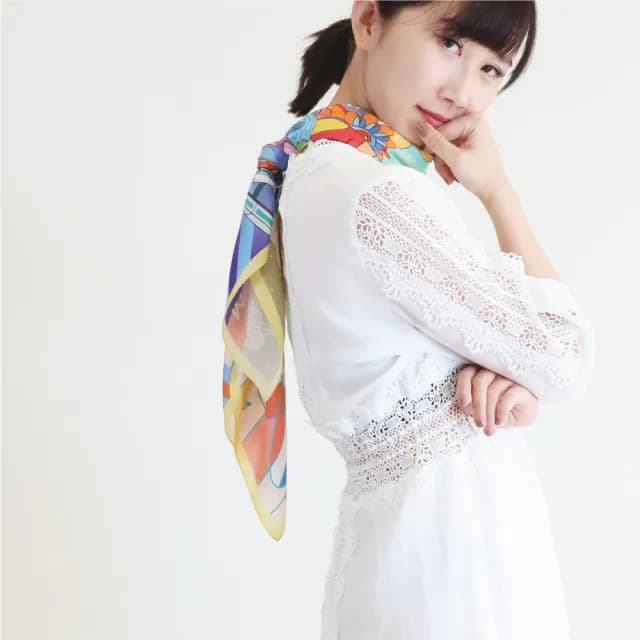 【BANNIES】法式蠶絲方巾｜春之女神(親膚 蠶絲 領巾 絲巾)