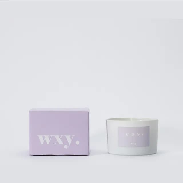 【英國 wxy.】經典mini蠟燭- eos. 鳶尾根 & 琥珀(95g/專櫃公司貨)