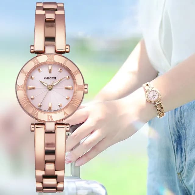 【CITIZEN 星辰】Wicca 廣告款 台灣限定款 太陽能女錶-玫瑰金x粉/24mm 手錶 禮物 送禮(KP2-621-93)
