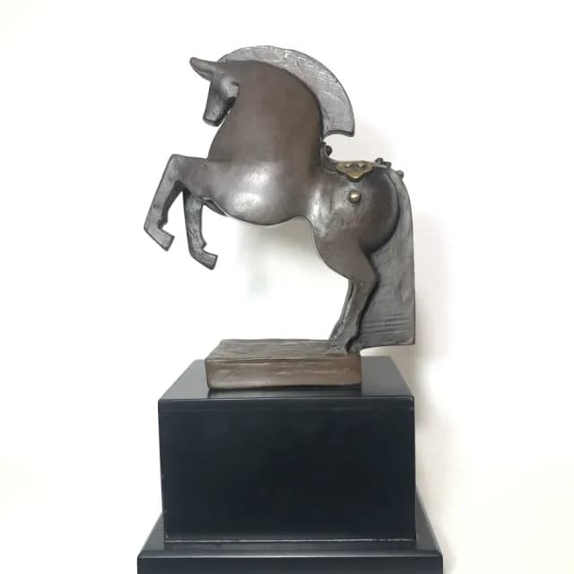 【薪傳獎銅雕大師-蕭啟郎】馬年最新力作 舞馬(創藝工坊 龍馬系列 十二生肖 年節賀禮選擇 藝術禮物推薦)