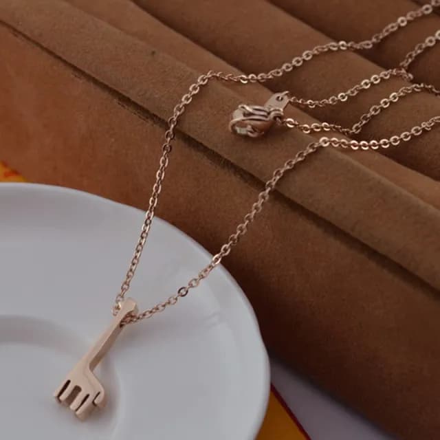 【米蘭精品】現貨+預購 玫瑰金項鍊吊墜子(時尚可愛長頸鹿流行飾品情人節生日聖誕節交換禮物71x23)