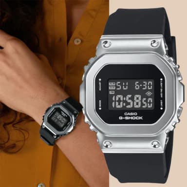 【CASIO 卡西歐】G-SHOCK 經典5600系列金屬色手錶-銀 送禮 禮物 推薦(GM-S5600-1)