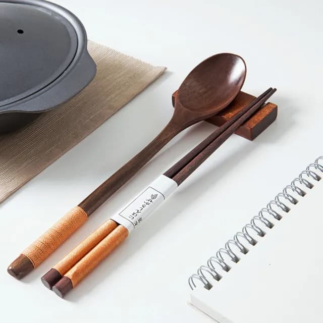 【樂邁家居】手工繞線 木質 餐具組(筷子x1 湯匙x1 小麥收納盒x1)