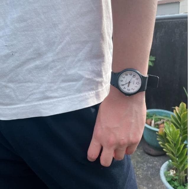 【CASIO 卡西歐】輕薄大錶面指針錶(MW-240)