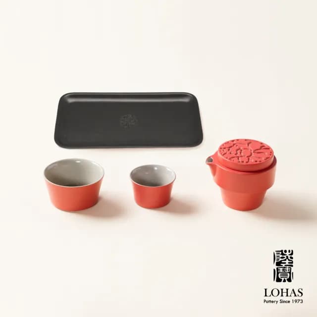 【LohasPottery 陸寶】花好月圓闔家歡-宮牆紅 一壺兩杯茶盤(陶瓷泡茶壺 茶盤 茶具套組)