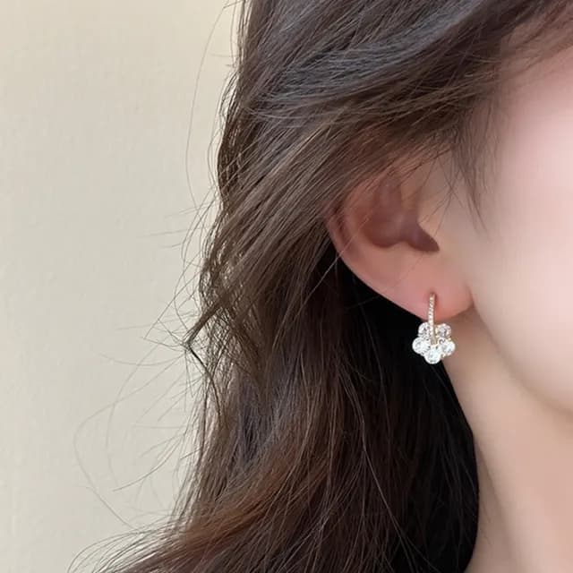 【Oni 歐妮】碎鑽小花 耳針穿式耳環耳釘耳骨環 耳飾925銀針