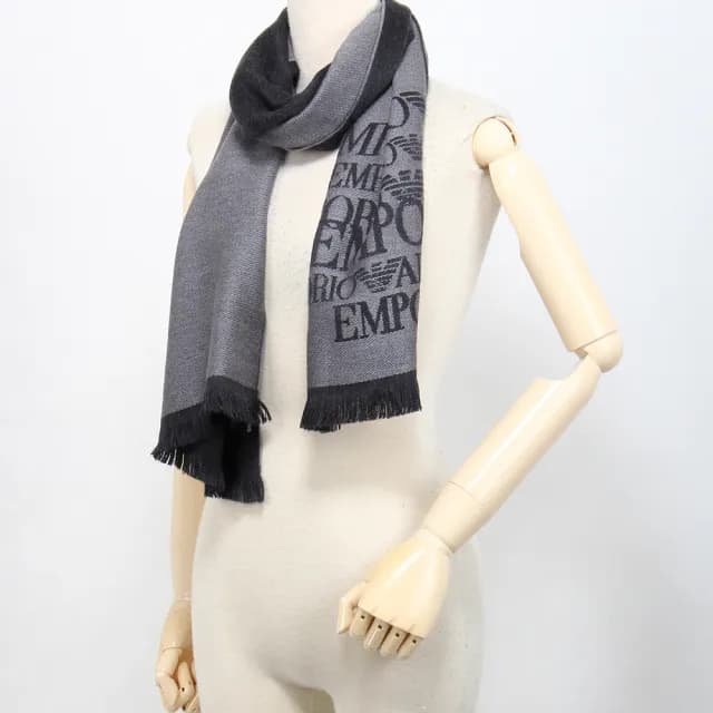 【EMPORIO ARMANI】經典字母LOGO雙色羊毛流蘇圍巾(淺灰色)