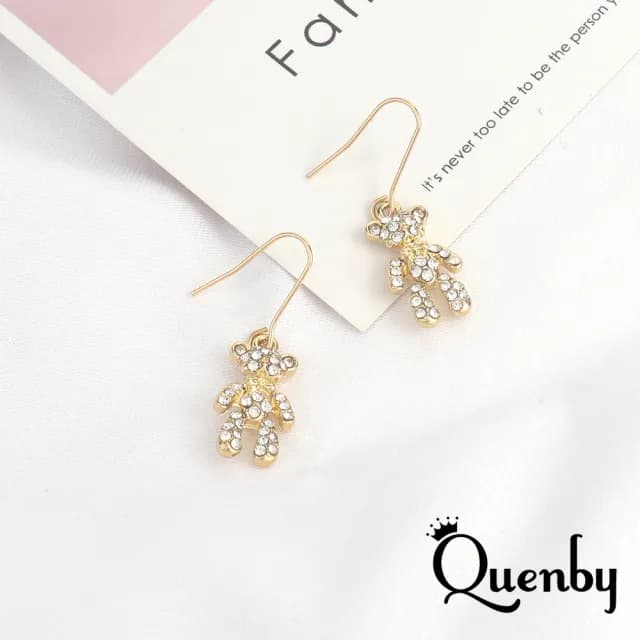 【Quenby】韓國同步俏皮滿鑽小熊耳環/耳針(耳針/飾品/配件) - momo購物網 - 好評推薦 -