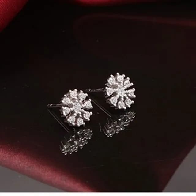 【米蘭精品】現貨+預購 925純銀耳環鑲鑽耳飾(簡潔亮眼雪花設計情人節生日聖誕節交換禮物女飾品73dm37)