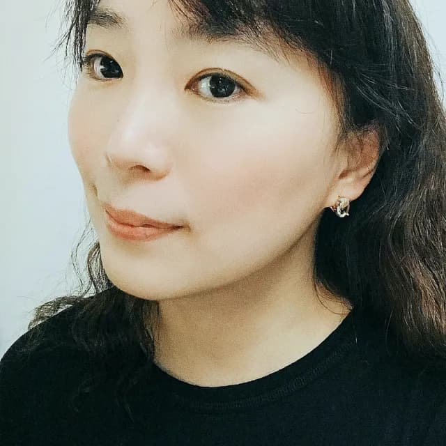 【柏琳飾物所】韓國 切面鋯石易扣耳環(鋯石 易扣耳環)
