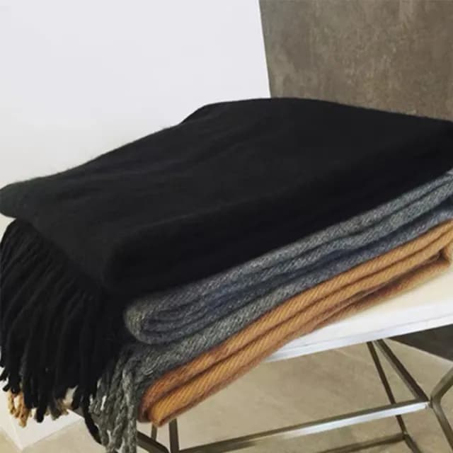 【La Morongo 樂木嚴選】正韓進口純色圍巾一件 秋冬圍巾 保暖(秋冬 圍巾 加厚 保暖 氣質)