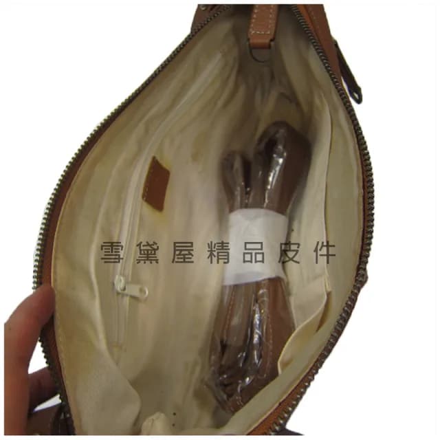 【SNOW.bagshop】情人節禮物 真皮 肩背包中容量主袋+外袋(真皮包包 共四層扁包100%進口牛皮革復古仿舊提肩