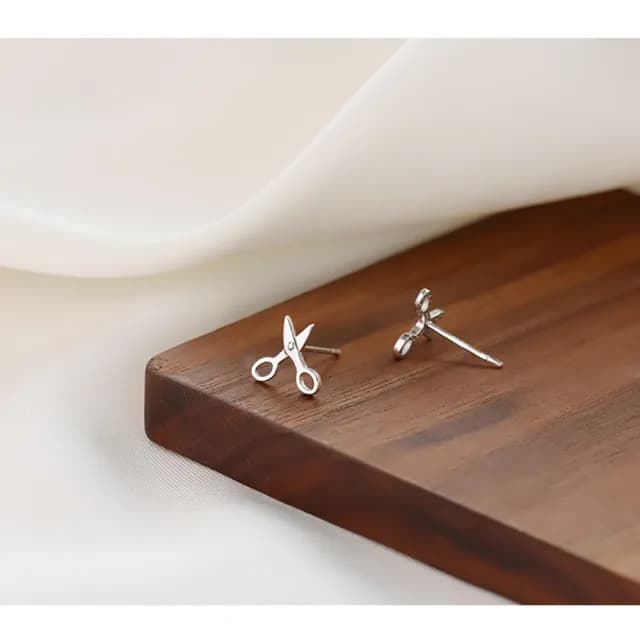 【Umi】可愛剪刀造型耳環(日韓時尚潮流女飾品 銀色耳飾 耳針 耳墜 耳釘 生日 情人節 禮物)