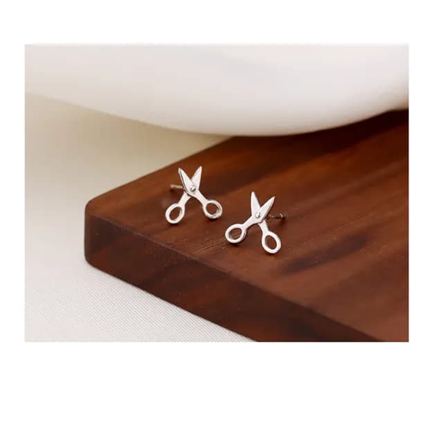 【Umi】可愛剪刀造型耳環(日韓時尚潮流女飾品 銀色耳飾 耳針 耳墜 耳釘 生日 情人節 禮物)
