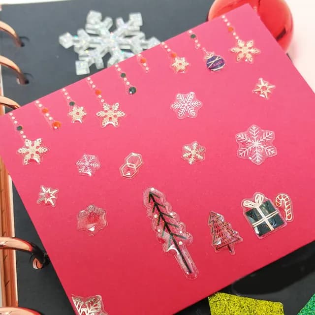 【德德小品集】浮凸貼紙-小熊聖誕節(白色雪花貼紙 聖誕節 封口貼 禮盒裝飾貼 禮物貼 瓶口貼 罐口貼)
