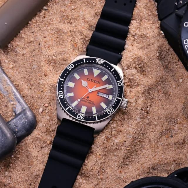 【CITIZEN 星辰】PROMASTER 新NY012多彩 潛水機械錶 畢業禮物 送禮 推薦(NY0120-01Z)