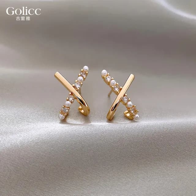 【Golicc】耳環 珍珠 花(七夕 情人節 生日 飾品 耳飾 耳墜 禮物)