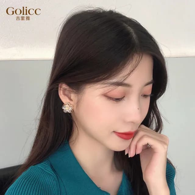 【Golicc】耳環 貝殼 花朵(99購物限定 生日 飾品 耳釘 耳飾 耳墜 禮物)