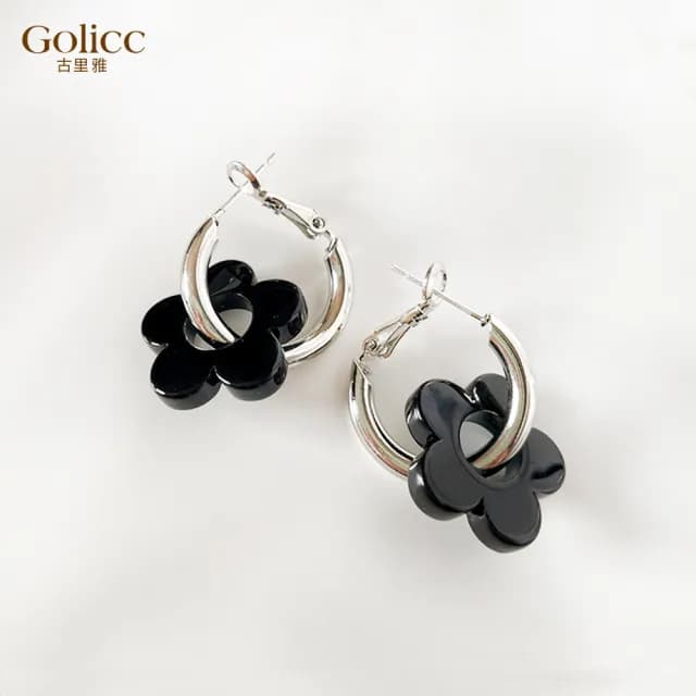 【Golicc】耳環 花朵(七夕 情人節 生日 飾品 耳釘 耳飾 耳墜 禮物)