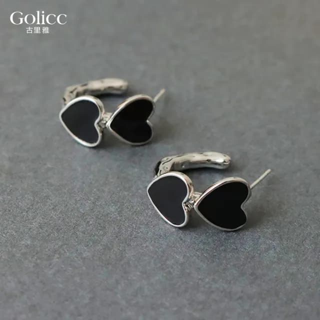 【Golicc】耳環 黑 愛心(99購物限定 生日 飾品 耳釘 耳飾 耳墜 禮物)