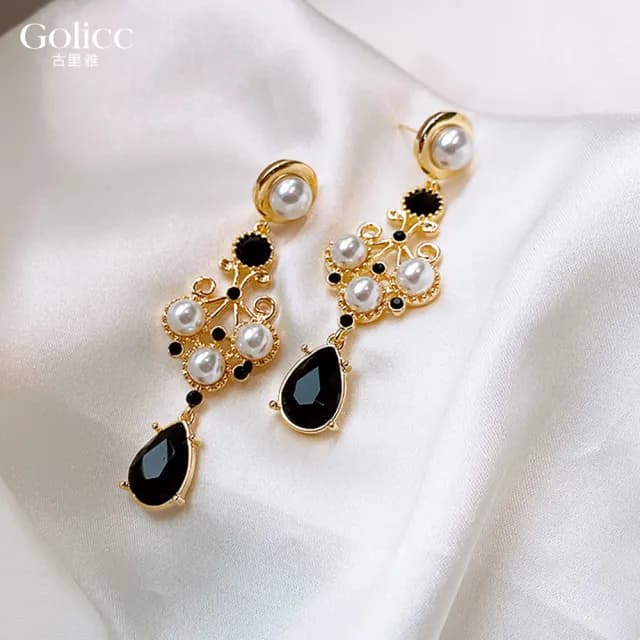 【Golicc】耳環 宮廷 黑水滴(七夕 情人節 生日 飾品 耳釘 耳飾 耳墜 禮物)