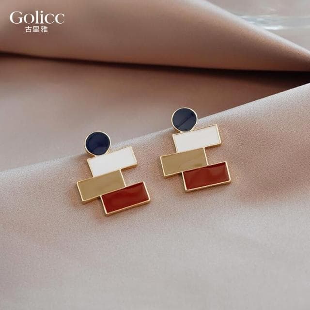 【Golicc】耳環 法式 復古(618 七夕 情人節 生日 飾品 耳釘 耳飾 耳墜 禮物)