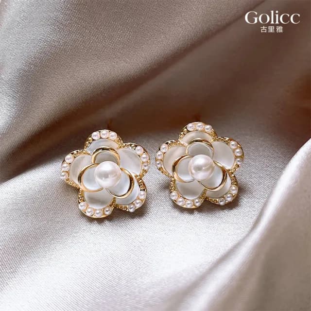 【Golicc】耳環 山茶花 珍珠(雙11 聖誕節 生日 飾品 耳釘 耳飾 耳墜 禮物)