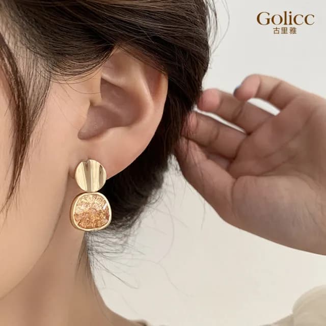 【Golicc】耳環 法式 氣質 水晶(七夕 情人節 生日 飾品 耳釘 耳飾 耳墜 禮物)