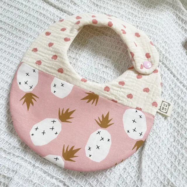 【Liannebaby】女寶嬰兒禮物 六層紗手作圍兜兩入組(彌月禮盒 嬰兒禮物 週歲禮)