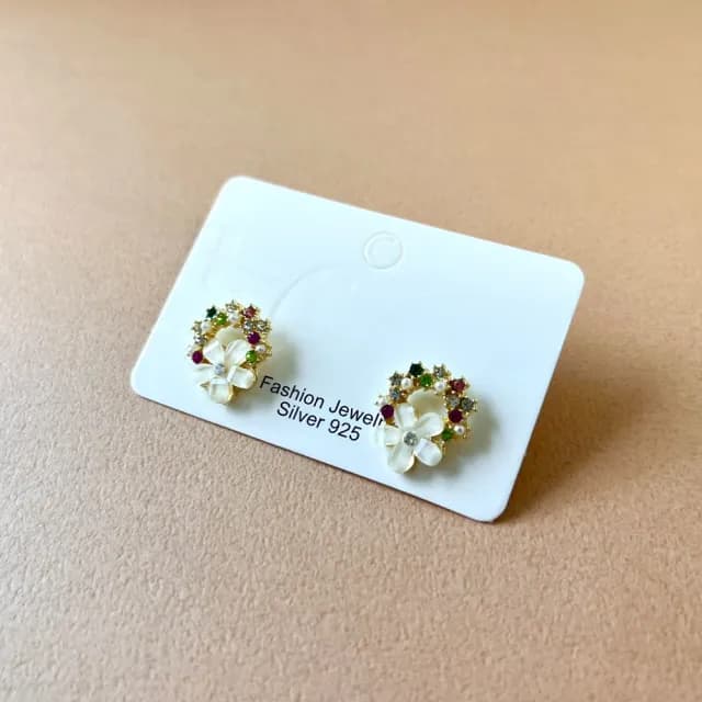 【Golicc】耳環 花朵 鑲鑽(七夕 情人節 生日 飾品 耳釘 耳飾 耳墜 禮物)